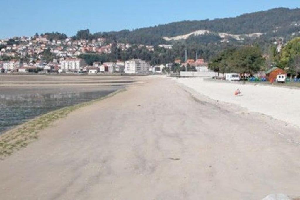 Piso A Pie De Playa Con Terraza Exclusiva Leilighet Moaña Eksteriør bilde